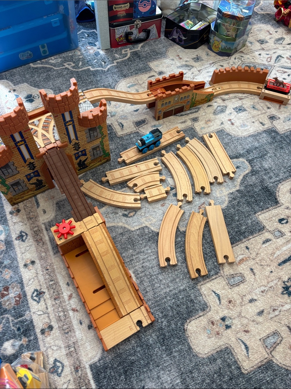 Thomas Wooden Railway Brown Castle king of the railway!